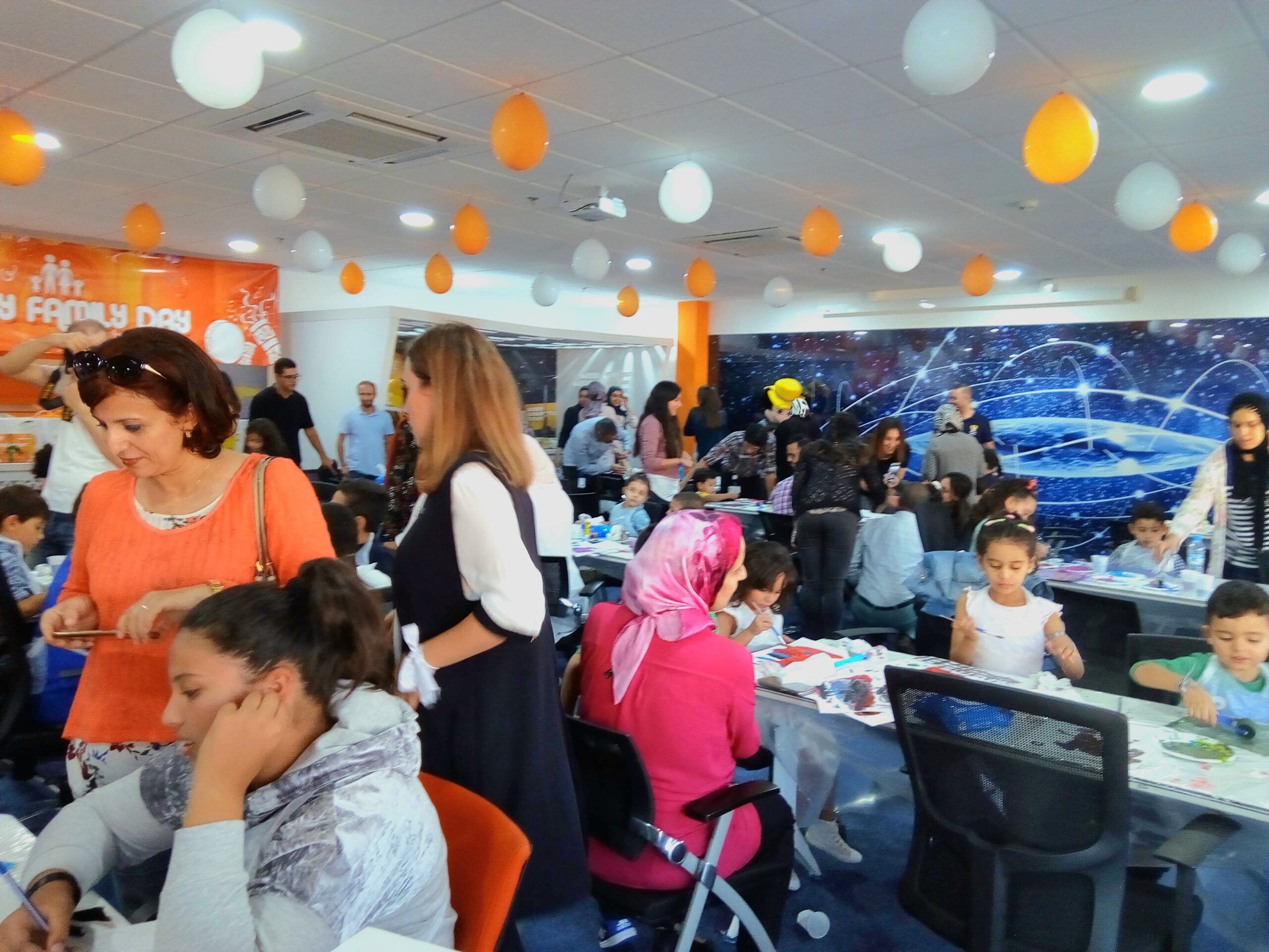 Une journée familiale à la découverte des métiers qui font l’entreprise